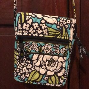 Vera Bradley small crossbody style purse